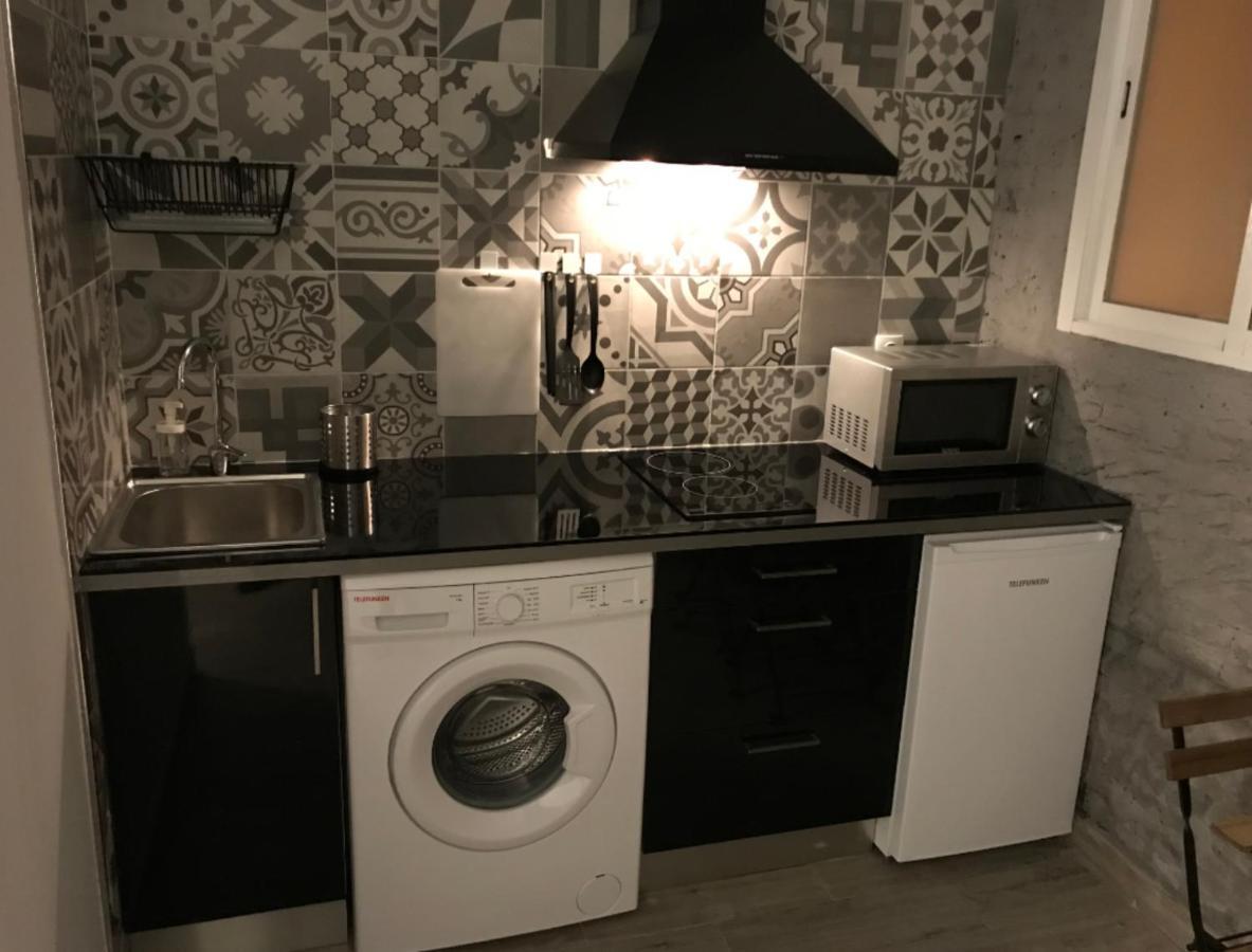 Pequeño Apartamento con Mini Piscina  Valenza Esterno foto
