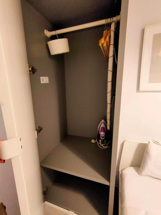 Pequeño Apartamento con Mini Piscina  Valenza Esterno foto